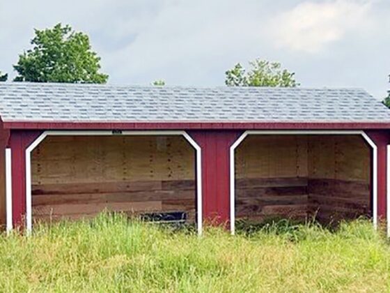 Horse Run-In Shed